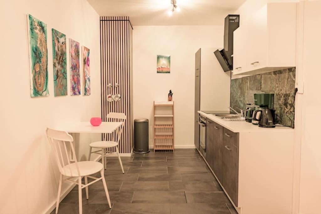 Georgys Space Apartment *